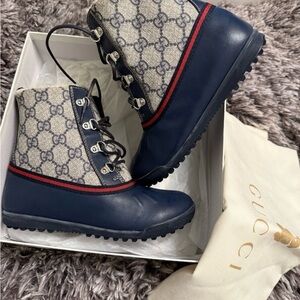 Gucci Navy Canvas GG Boots Lids Sz 33 NEW